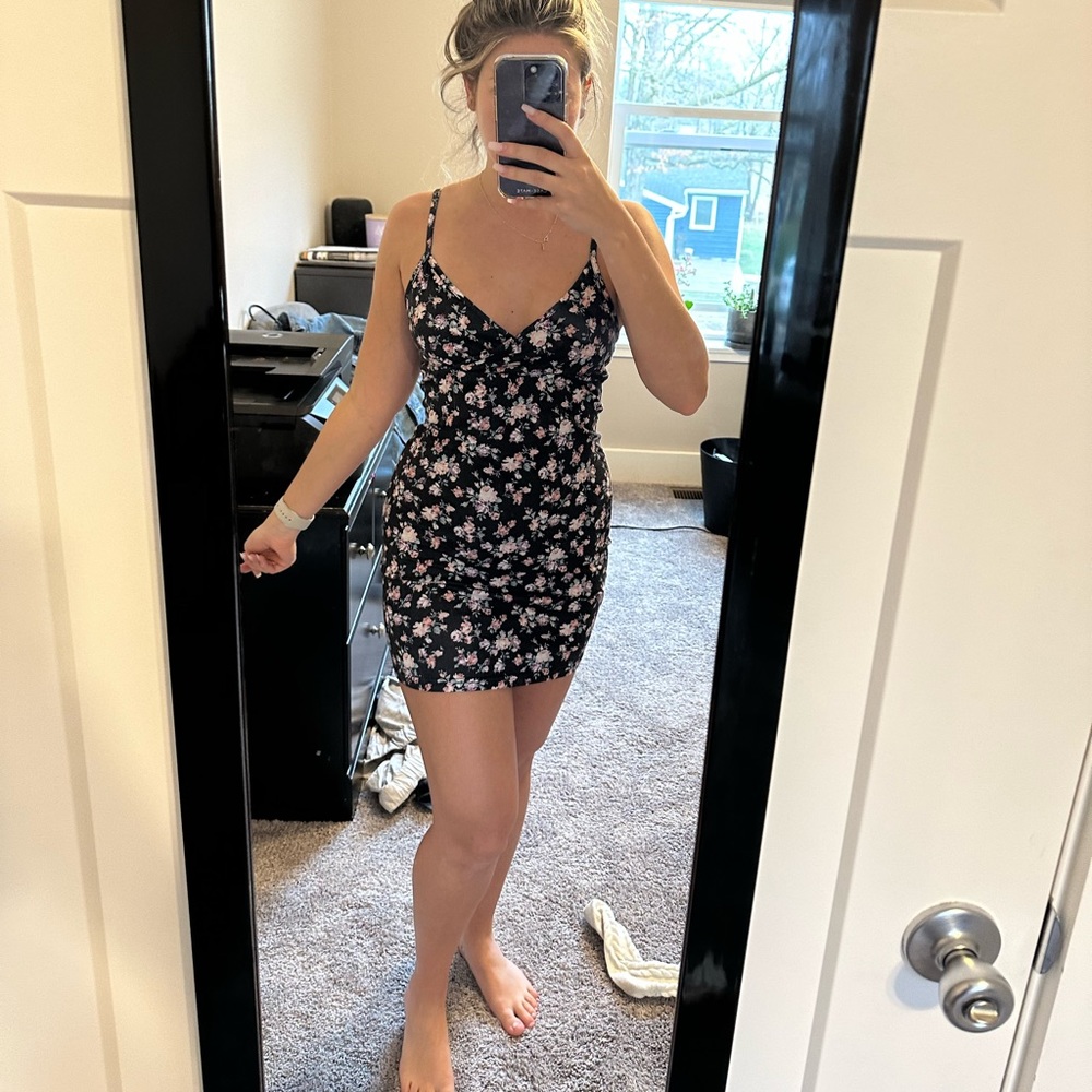 Body con floral dress mini